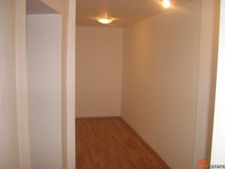 vanzare apartament cu 4 camere, decomandata, in zona Centrul Istoric, orasul Brasov