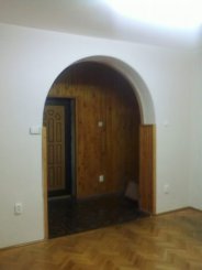 agentie imobiliara inchiriez apartament semidecomandata, in zona Mosilor, orasul Bucuresti