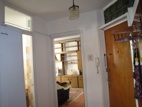 vanzare apartament cu 3 camere, decomandat, in zona Titan, orasul Bucuresti