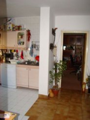  Bucuresti, zona Sebastian, apartament cu 3 camere de vanzare