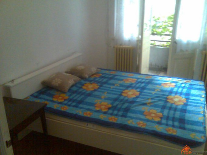  Bucuresti, zona Piata Amzei, apartament cu 4 camere de inchiriat