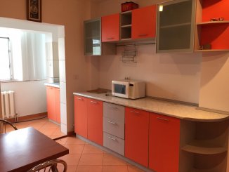 Apartament cu 2 camere de inchiriat, confort 1, zona Far,  Constanta