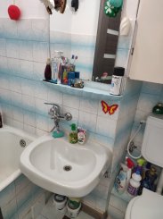 agentie imobiliara vand apartament semidecomandat, in zona Inel 2, orasul Constanta