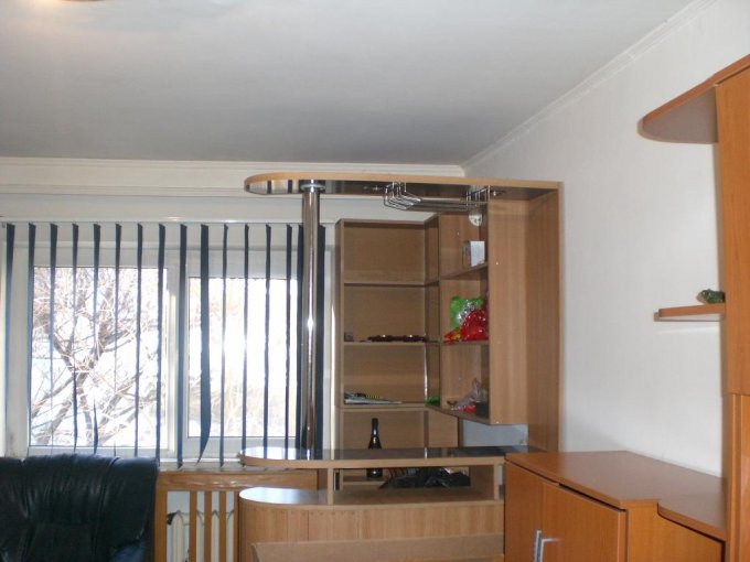 Apartament cu 2 camere de vanzare, confort Lux, zona Tomis 3,  Constanta