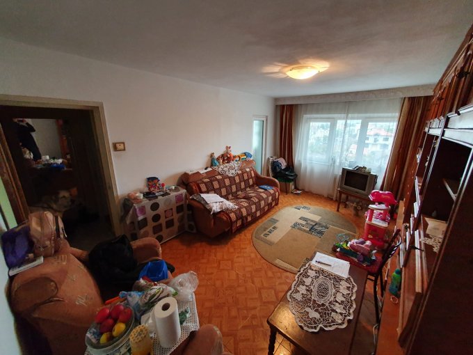 Apartament de vanzare direct de la agentie imobiliara, in Constanta, in zona Inel 1, cu 85.000 euro negociabil. 1  balcon, 1 grup sanitar, suprafata utila 67 mp.