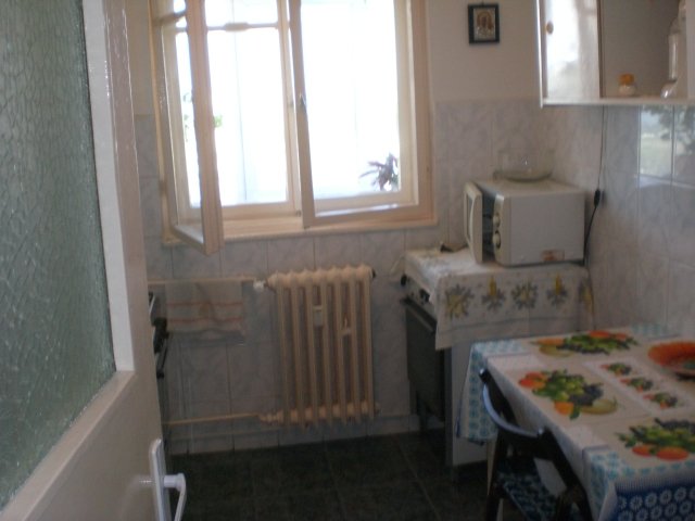 Apartament cu 3 camere de inchiriat, confort Lux, zona Tomis Nord,  Constanta