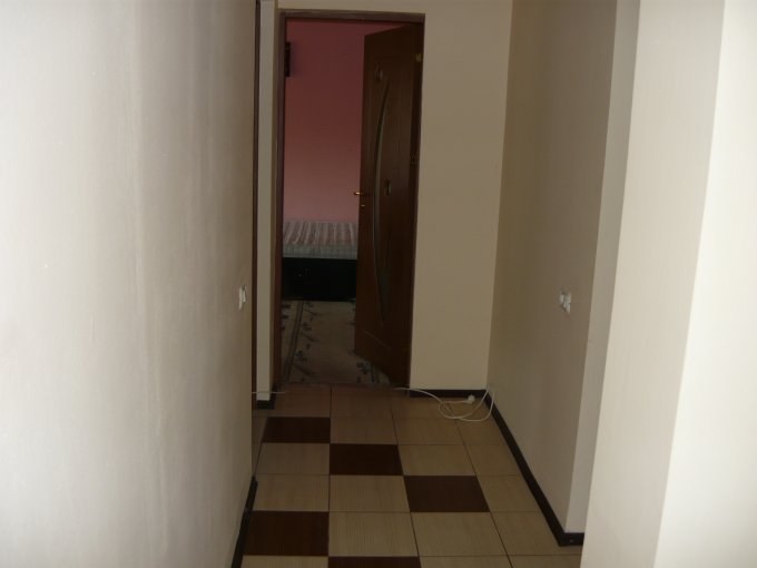 agentie imobiliara inchiriez apartament decomandat, in zona Inel 2, orasul Constanta