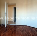 vanzare apartament cu 4 camere, decomandat, in zona Faleza Nord, orasul Constanta