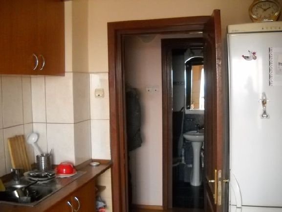 agentie imobiliara vand apartament decomandat, in zona Cantacuzino, orasul Ploiesti