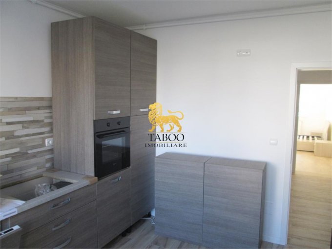 Apartament cu 2 camere de vanzare, confort 1, zona Drumul Petrestiului,  Sebes Alba