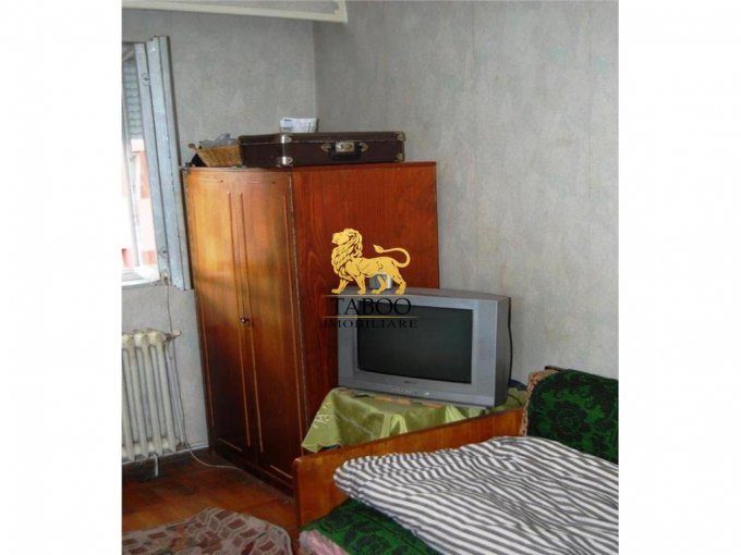 agentie imobiliara vand apartament decomandat, in zona Cetate, orasul Alba Iulia