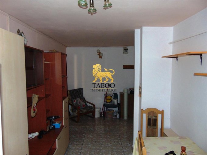 Apartament cu 2 camere de inchiriat, confort 1, zona Tolstoi,  Alba Iulia Alba