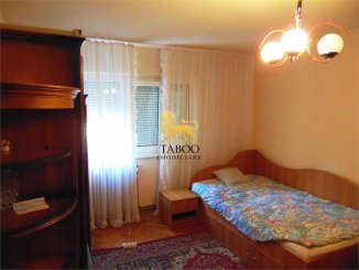  Alba Alba Iulia, zona Tolstoi, apartament cu 2 camere de inchiriat