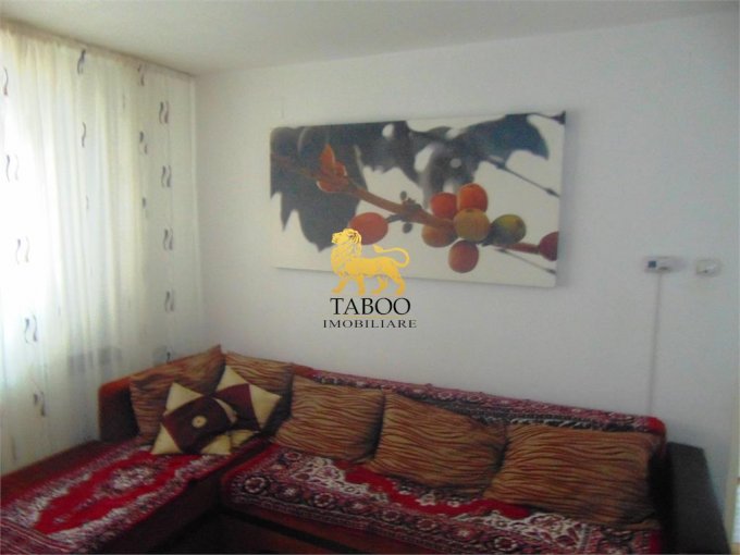Apartament cu 2 camere de vanzare, confort 2, zona Cetate,  Alba Iulia Alba