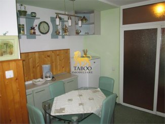 Apartament cu 3 camere de inchiriat, confort 1, zona Valea Frumoasei,  Sebes Alba