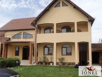 Casa de vanzare cu 5 camere, in zona Micesti, Alba Iulia Alba