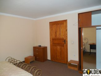 inchiriere apartament cu 2 camere, semidecomandat, in zona Centru, orasul Arad