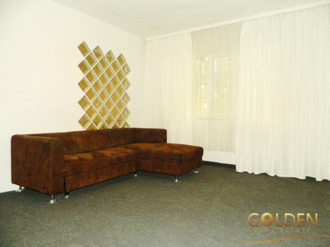 Apartament cu 2 camere de vanzare, confort Lux, zona Aurel Vlaicu,  Arad