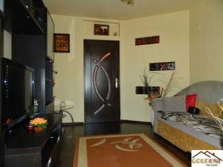  Arad, zona Aurel Vlaicu, apartament cu 3 camere de vanzare
