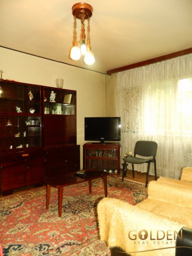 Apartament cu 3 camere de vanzare, confort 1, zona Podgoria,  Arad