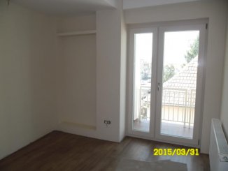 Apartament cu 3 camere de vanzare, confort Lux, zona Malul Muresului,  Arad
