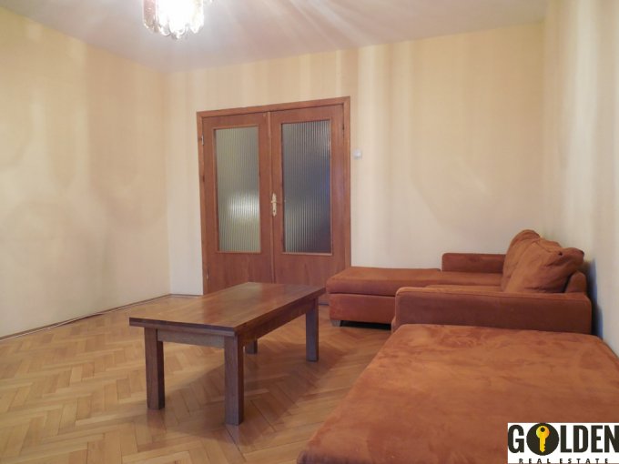 agentie imobiliara inchiriez apartament decomandat, in zona Praporgescu, orasul Arad