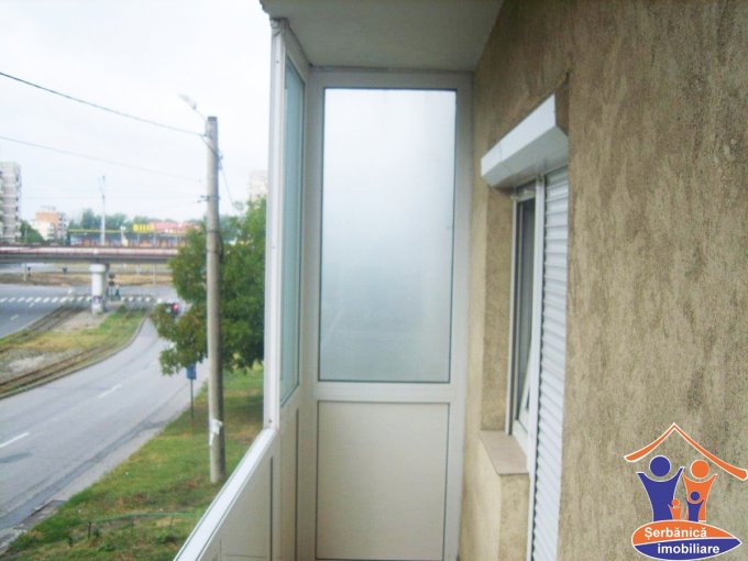 agentie imobiliara vand apartament decomandat, in zona Micalaca, orasul Arad