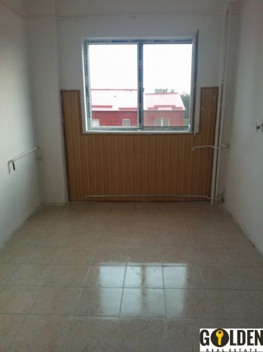 Apartament cu 4 camere de vanzare, confort Lux, zona Micalaca,  Arad