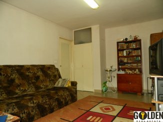  Arad, zona Alfa, apartament cu 4 camere de vanzare
