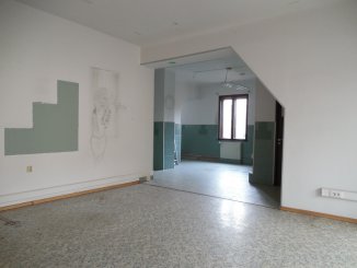 Casa de vanzare cu 4 camere, in zona Centru, Arad