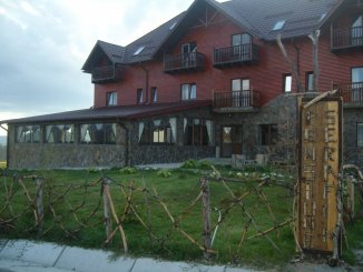  Arges Dambovicioara, Mini hotel / Pensiune cu 12 camere de vanzare de la proprietar