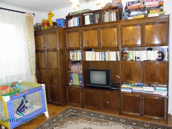 vanzare apartament decomandat, orasul Oradea, suprafata utila 45 mp