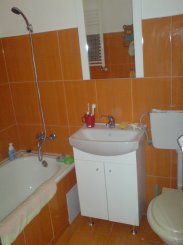 proprietar inchiriez apartament semidecomandat, orasul Oradea