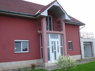 Casa de vanzare cu 5 camere, in zona Nufarul, Oradea Bihor