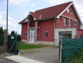 Bihor Oradea, zona Nufarul, casa cu 5 camere de vanzare de la agentie imobiliara