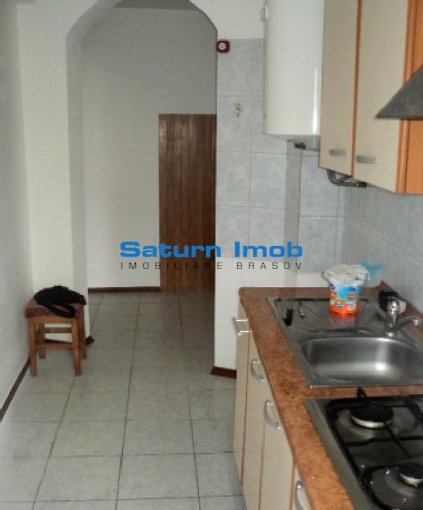 Apartament cu 2 camere de vanzare, confort 1, zona Calea Bucuresti,  Brasov