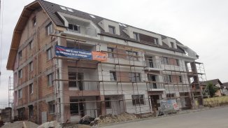 vanzare apartament cu 2 camere, decomandat, in zona Tractorul, orasul Brasov