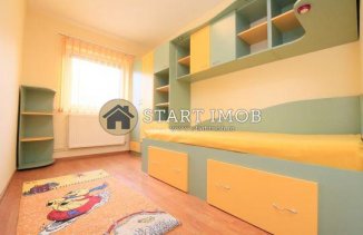 vanzare apartament cu 3 camere, decomandat, in zona Vlahuta, orasul Brasov