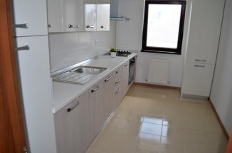 Apartament cu 3 camere de vanzare, confort Lux, zona Astra,  Brasov