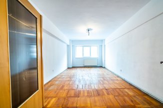 Apartament cu 4 camere de vanzare, confort Lux, zona Racadau,  Brasov