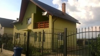 Vila de vanzare cu 1 etaj si 5 camere, Sanpetru Brasov