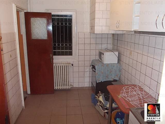 Apartament cu 2 camere de vanzare, confort 1, zona Drumul Taberei,  Bucuresti