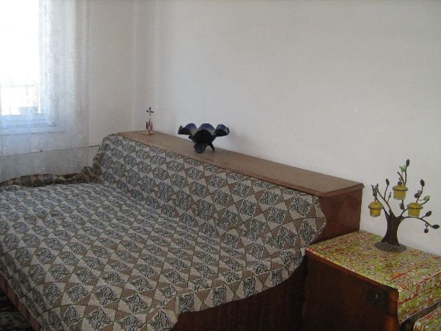 proprietar inchiriez apartament decomandat, in zona Gara de Nord, orasul Bucuresti