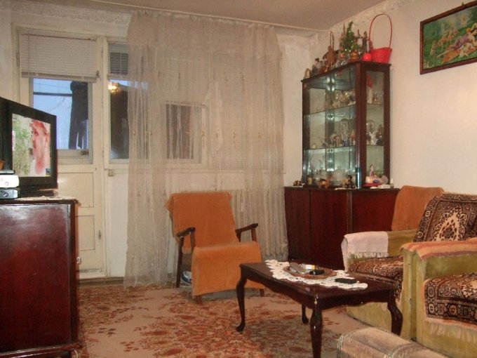 agentie imobiliara vand apartament semidecomandat-circular, in zona Colentina, orasul Bucuresti