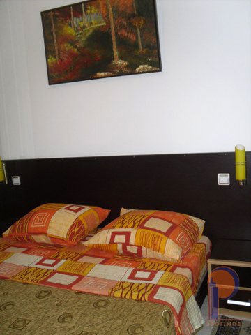 inchiriere apartament semidecomandat, zona Magheru, orasul Bucuresti, suprafata utila 48 mp