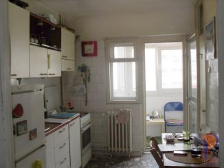 Apartament cu 2 camere de vanzare, confort 1, zona 1 Mai,  Bucuresti