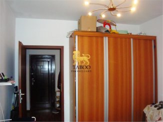 agentie imobiliara vand apartament decomandat, in zona Titan, orasul Bucuresti