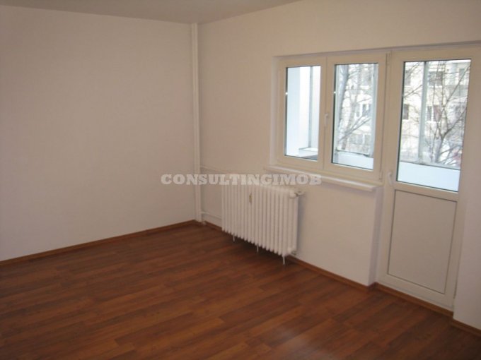 inchiriere apartament decomandat, zona Vitan, orasul Bucuresti, suprafata utila 55 mp