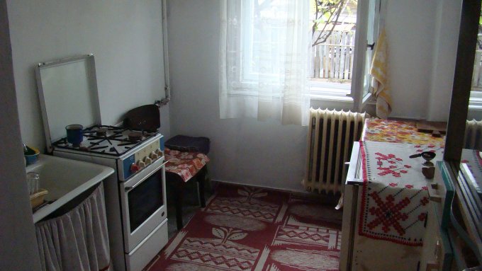 vanzare apartament cu 2 camere, semidecomandata, in zona Militari, orasul Bucuresti