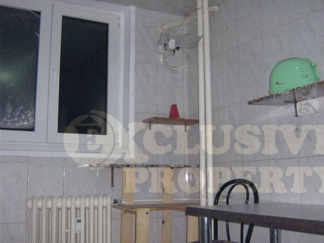 inchiriere apartament semidecomandata, zona Basarabia, orasul Bucuresti, suprafata utila 55 mp